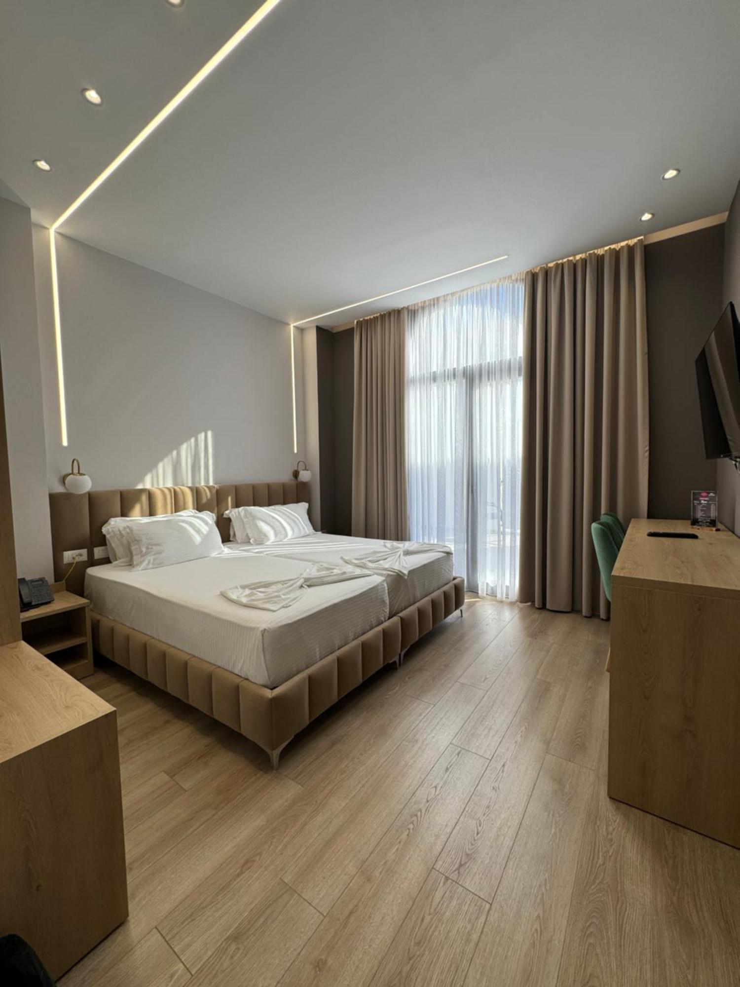 Hotel Panorama & Spa Елбасан Екстериор снимка