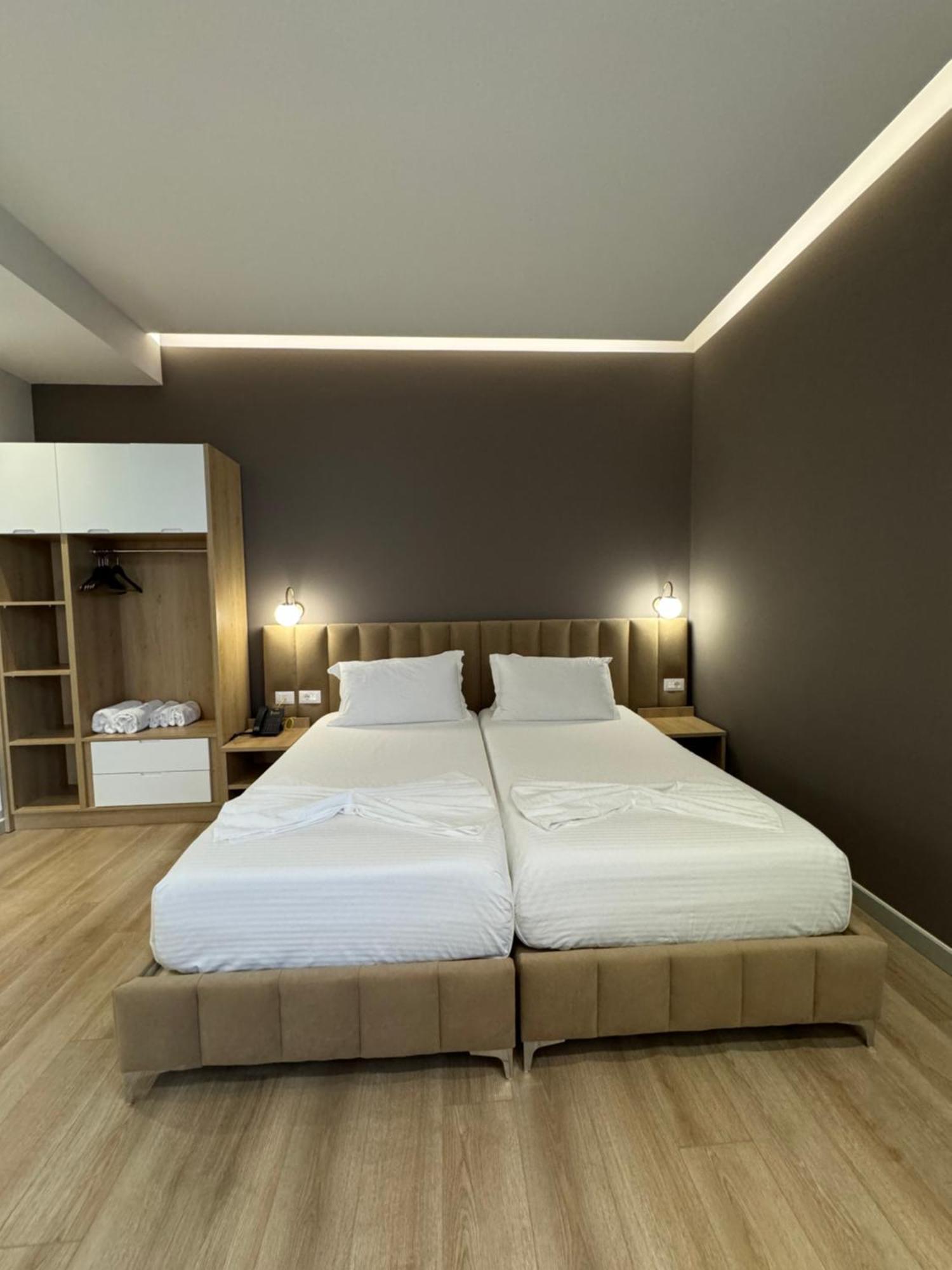 Hotel Panorama & Spa Елбасан Екстериор снимка