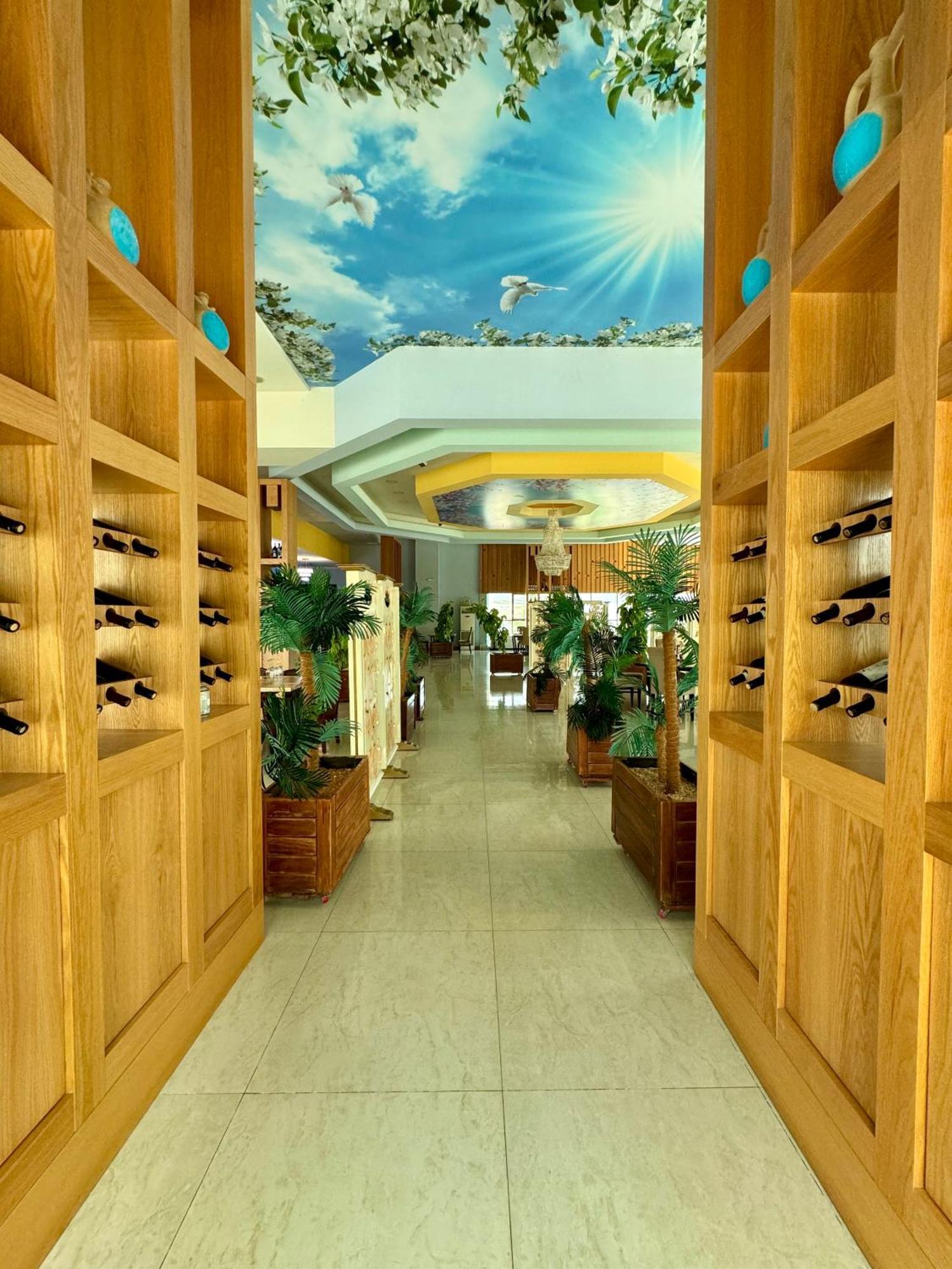 Hotel Panorama & Spa Елбасан Екстериор снимка