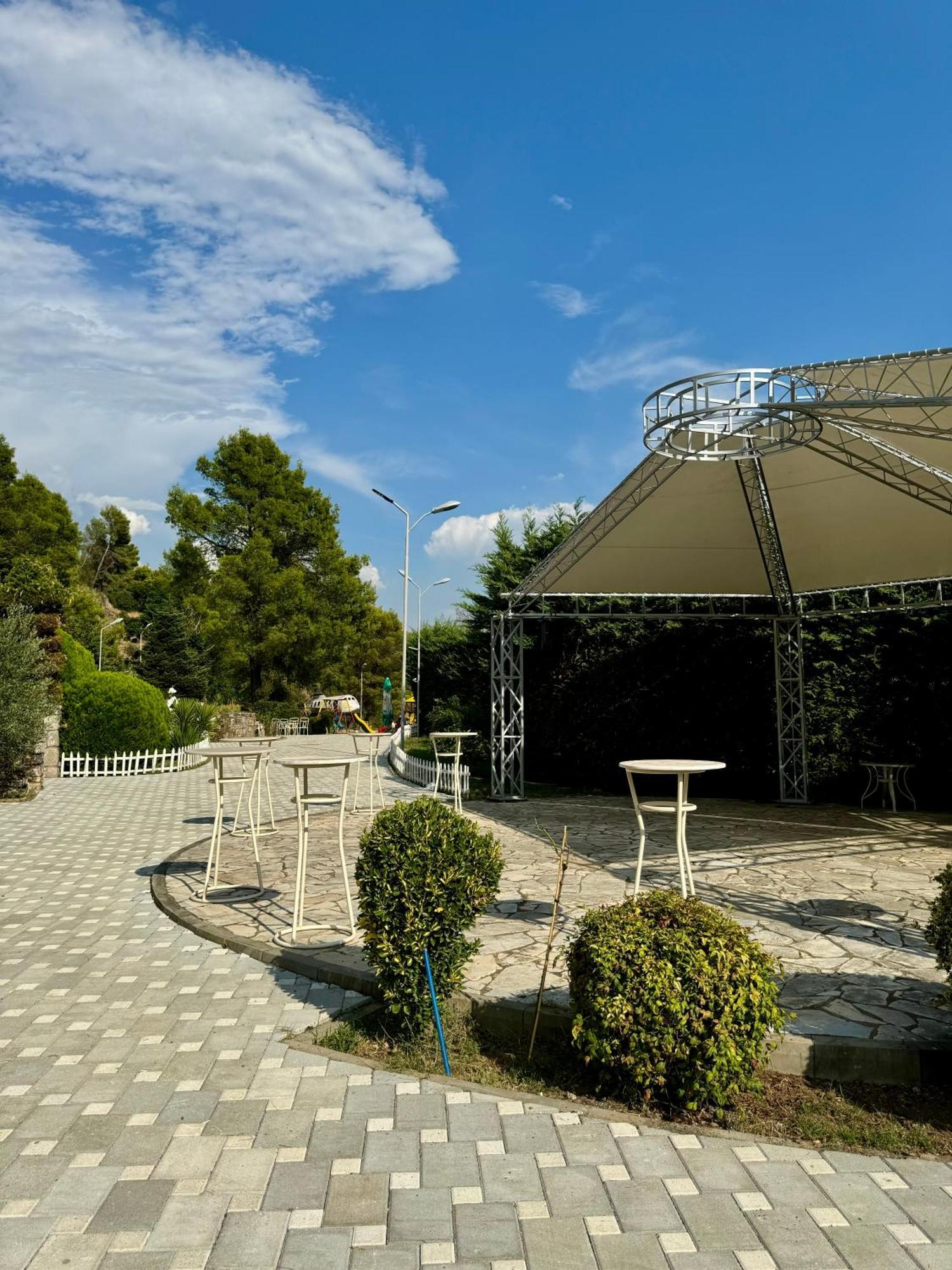 Hotel Panorama & Spa Елбасан Екстериор снимка