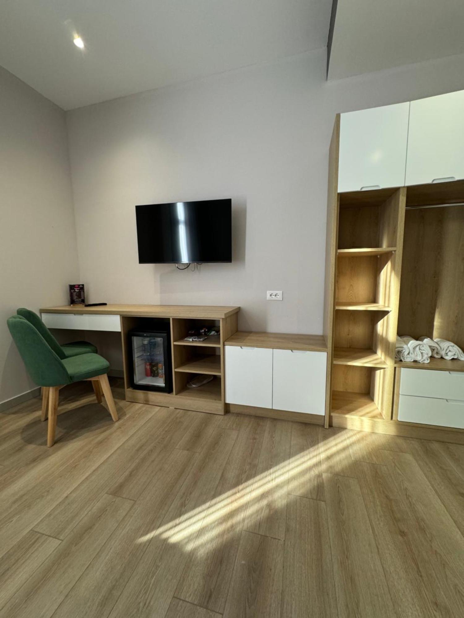 Hotel Panorama & Spa Елбасан Екстериор снимка